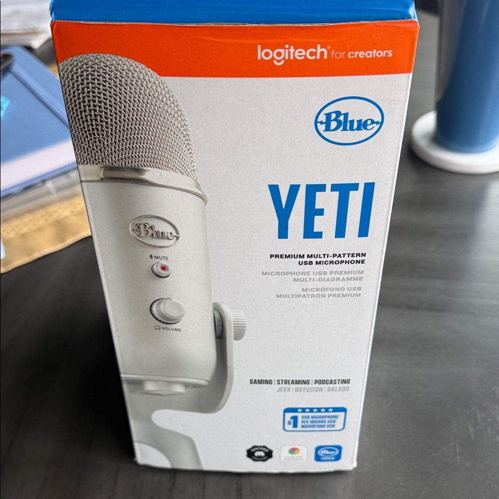 Blue Yeti USB Microphone - White and Silver